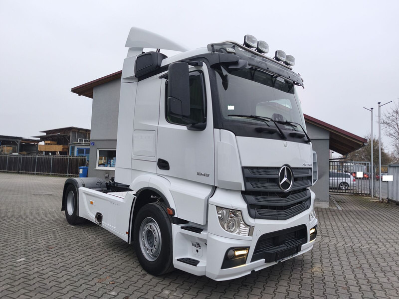 Mercedes-Benz Actros 1845 Sattelzugmaschine Euro 6 4x2 - Tractor head: gambar 1 Mercedes-Benz Actros 1845 Sattelzugmaschine Euro 6 4x2 - Tractor head: gambar 1