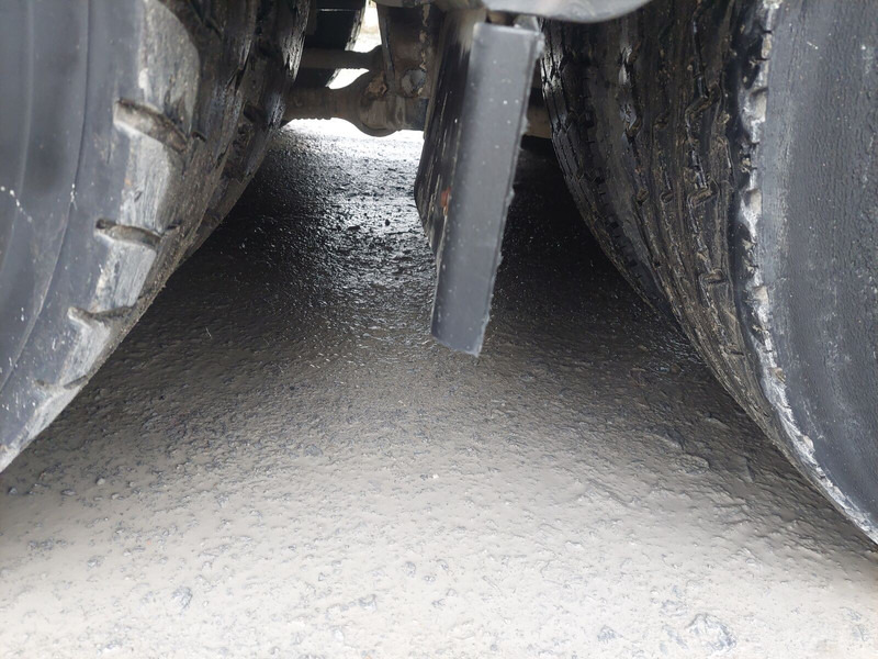 Leasing MAN TGX 35.440 Silo Euro 6 8x4 Lift+Lenk Klima (5) MAN TGX 35.440 Silo Euro 6 8x4 Lift+Lenk Klima (5): gambar 14