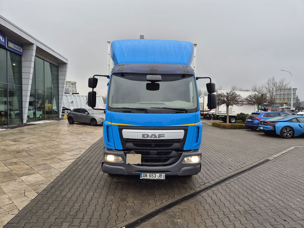 DAF LF 220 - Truk box: gambar 4 DAF LF 220 - Truk box: gambar 4