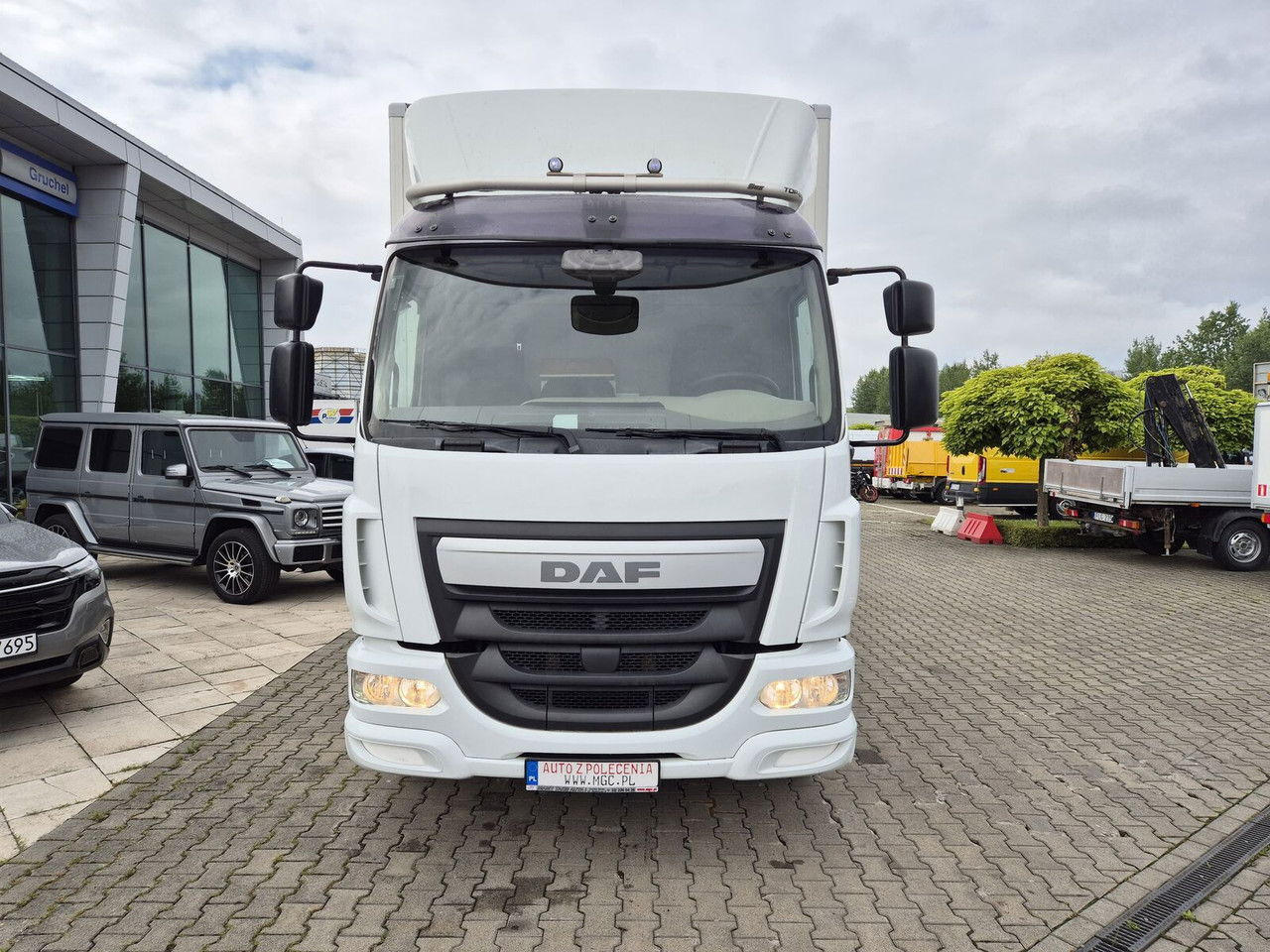 DAF LF 250 FA / 3 Seats / Works Great - Truk box: gambar 3 DAF LF 250 FA / 3 Seats / Works Great - Truk box: gambar 3
