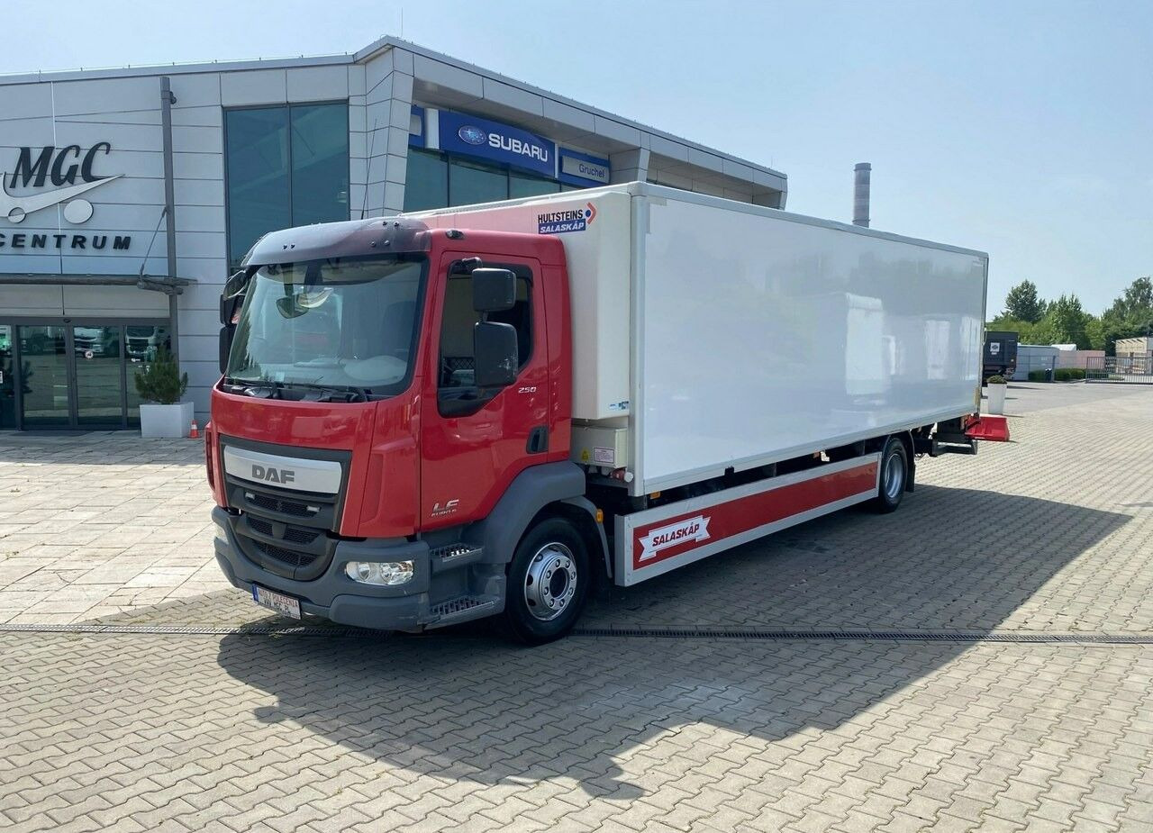 DAF LF 250 LF250I / 1 Owner / Hulsteins / Super Condition - Truk berpendingin: gambar 1 DAF LF 250 LF250I / 1 Owner / Hulsteins / Super Condition - Truk berpendingin: gambar 1