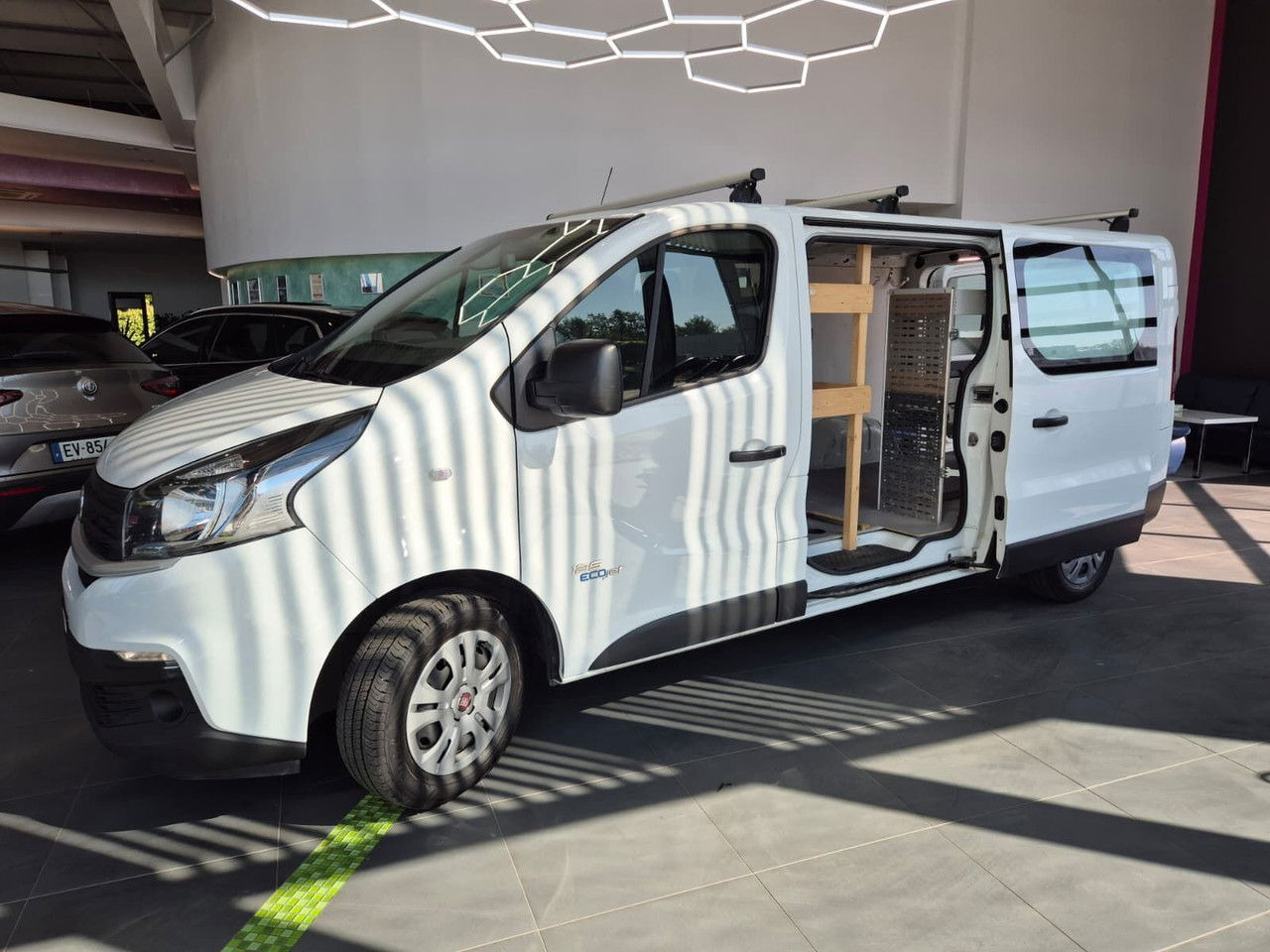 FIAT Talento 1.6 125 / L2H1 / 1 Owner / Service - Van kecil: gambar 2 FIAT Talento 1.6 125 / L2H1 / 1 Owner / Service - Van kecil: gambar 2