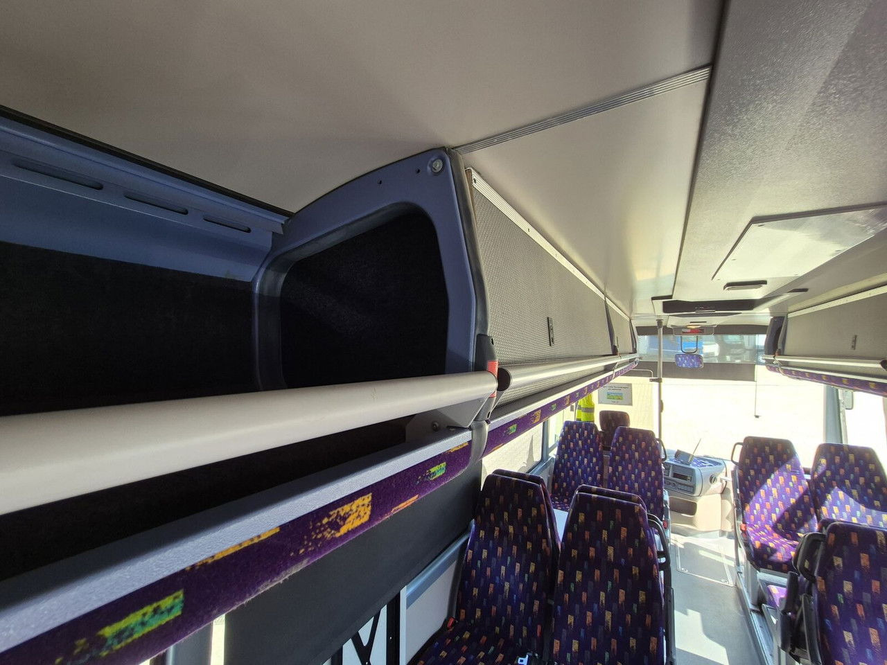 Bus pariwisata IRISBUS Iveco 330 KM / Solar Panels / NEW Equiped: gambar 23 Bus pariwisata IRISBUS Iveco 330 KM / Solar Panels / NEW Equiped: gambar 23