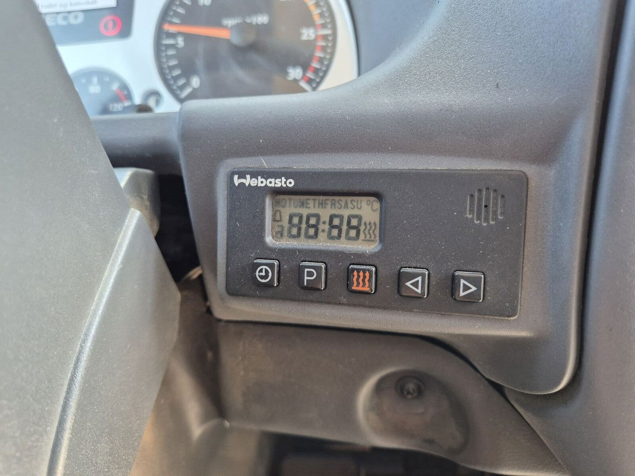 Bus pariwisata IRISBUS Iveco 330 KM / Solar Panels / NEW Equiped: gambar 10 Bus pariwisata IRISBUS Iveco 330 KM / Solar Panels / NEW Equiped: gambar 10