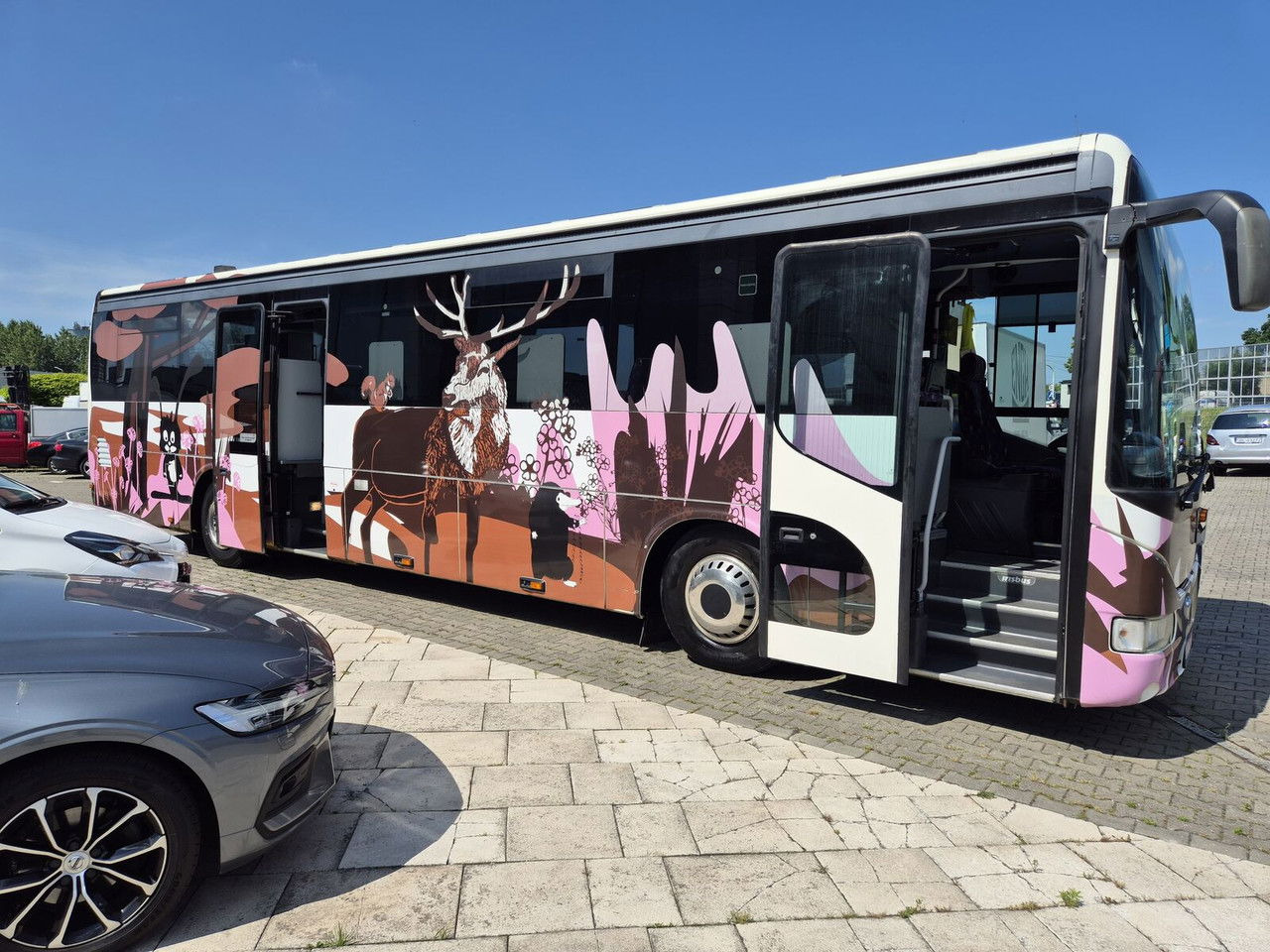 Irisbus Iveco 330 KM / Solar Panels / NEW Equiped - Bus pariwisata: gambar 4 Irisbus Iveco 330 KM / Solar Panels / NEW Equiped - Bus pariwisata: gambar 4