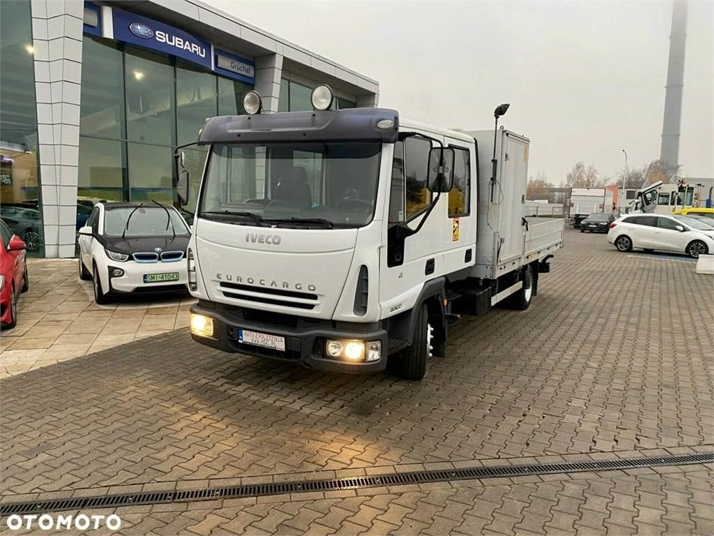 Iveco EuroCargo ML80E17 / HDS HMF / 1 OWNER / DOKA - Truk flatbed: gambar 2 Iveco EuroCargo ML80E17 / HDS HMF / 1 OWNER / DOKA - Truk flatbed: gambar 2