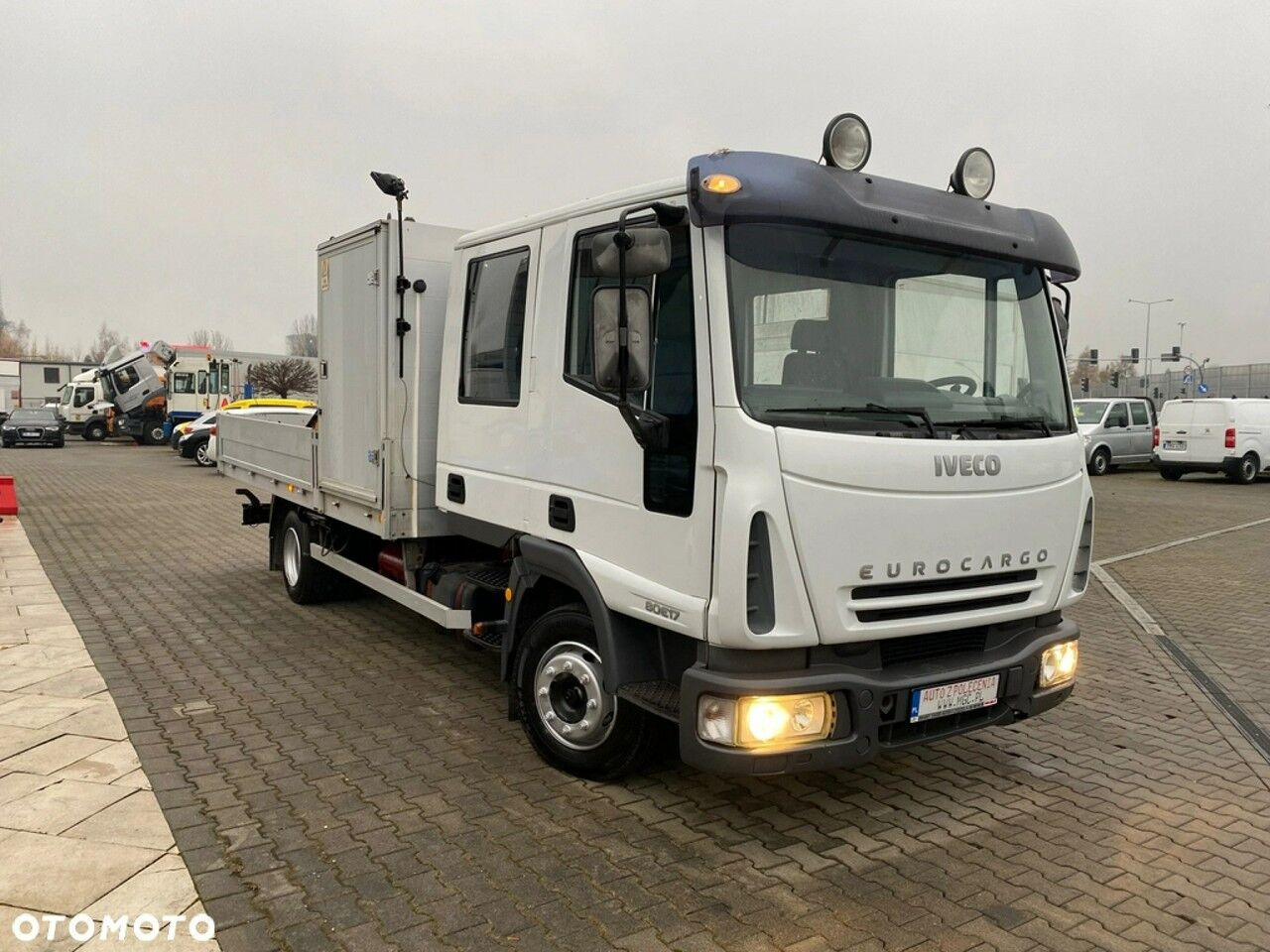 Iveco Eurocargo ML80E17 - Truk flatbed, Truk derek: gambar 5 Iveco Eurocargo ML80E17 - Truk flatbed, Truk derek: gambar 5