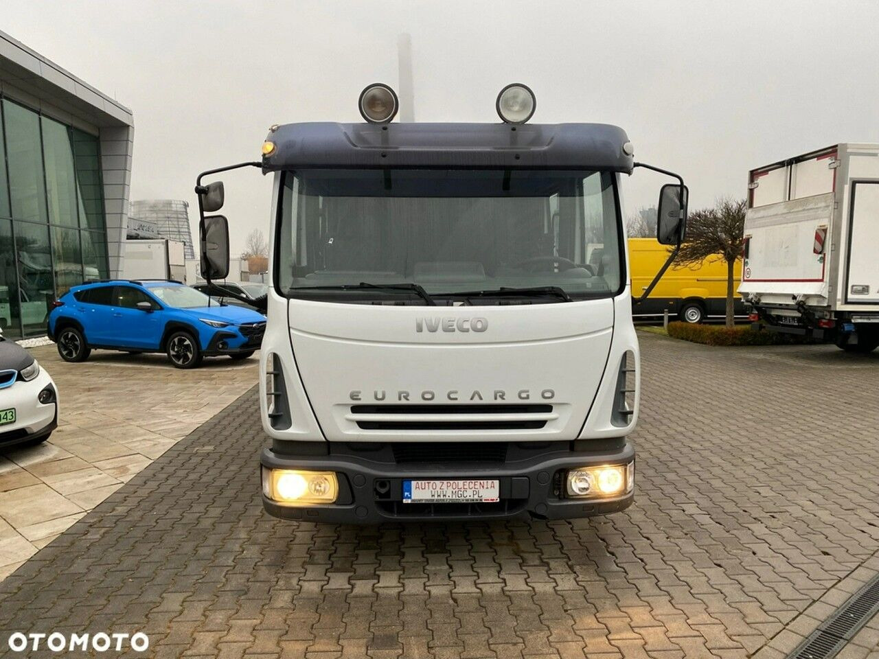 Iveco Eurocargo ML80E17 - Truk flatbed, Truk derek: gambar 4 Iveco Eurocargo ML80E17 - Truk flatbed, Truk derek: gambar 4