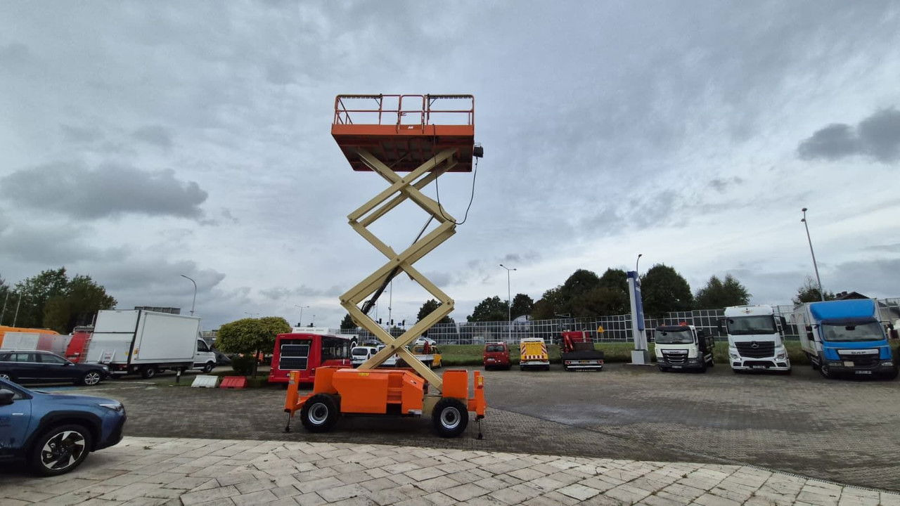 JLG 3394RT / 4X4 / 1 Owner - Scissor lifts: gambar 3 JLG 3394RT / 4X4 / 1 Owner - Scissor lifts: gambar 3