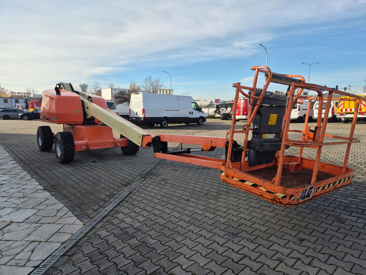 JLG 460SJ 4X4 / 1 Owner / Works Great - Boom artikulasi: gambar 4 JLG 460SJ 4X4 / 1 Owner / Works Great - Boom artikulasi: gambar 4