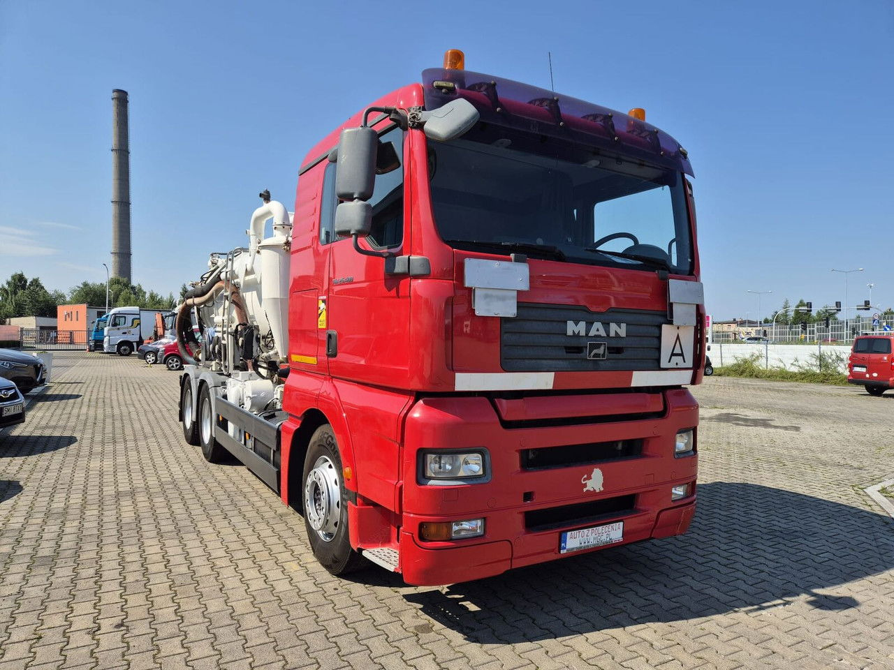 MAN TGA 26.400 ADR / Jurop / 6X4 / capt12m3+1m3 / Technical warra - Truk vakum: gambar 5 MAN TGA 26.400 ADR / Jurop / 6X4 / capt12m3+1m3 / Technical warra - Truk vakum: gambar 5