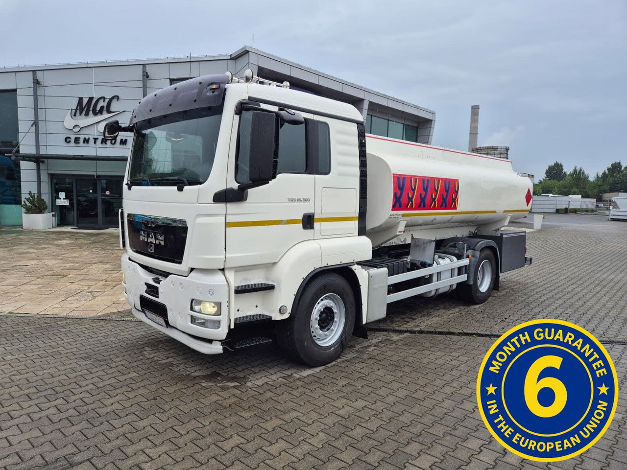 MAN TGS 18.360 OIL Transport / Good Condition - Truk tangki: gambar 1 MAN TGS 18.360 OIL Transport / Good Condition - Truk tangki: gambar 1