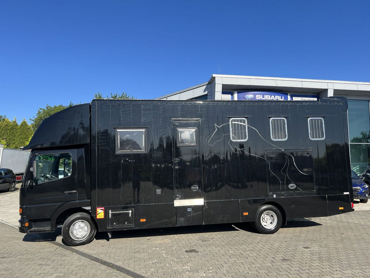 Mercedes-Benz Atego 815 For 4 horses + 3 people / like camper - Truk pengangkut kuda: gambar 3 Mercedes-Benz Atego 815 For 4 horses + 3 people / like camper - Truk pengangkut kuda: gambar 3