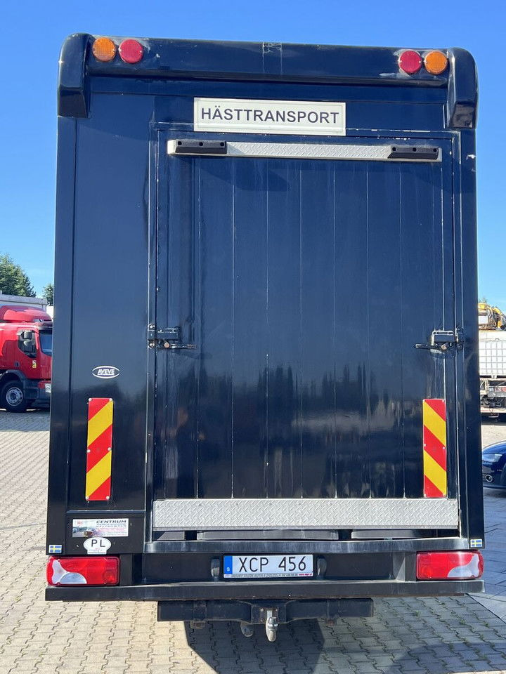 Mercedes-Benz Atego 815 For 4 horses + 3 people / like camper - Truk pengangkut kuda: gambar 5 Mercedes-Benz Atego 815 For 4 horses + 3 people / like camper - Truk pengangkut kuda: gambar 5