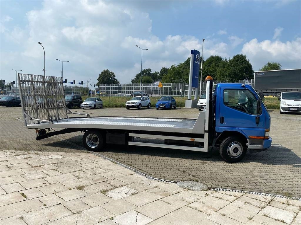 Mitsubishi Canter 3,0 D MOBILE PLATFORM / HYDRAULIC / CARS AN - Mobil derek: gambar 5 Mitsubishi Canter 3,0 D MOBILE PLATFORM / HYDRAULIC / CARS AN - Mobil derek: gambar 5
