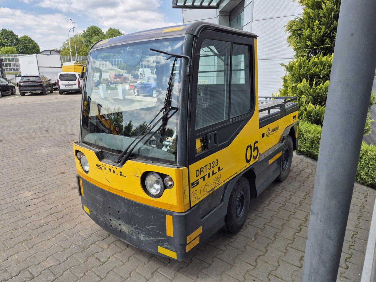 Still R 07-25 , NO Battery , NEW Tires - Traktor derek: gambar 2 Still R 07-25 , NO Battery , NEW Tires - Traktor derek: gambar 2