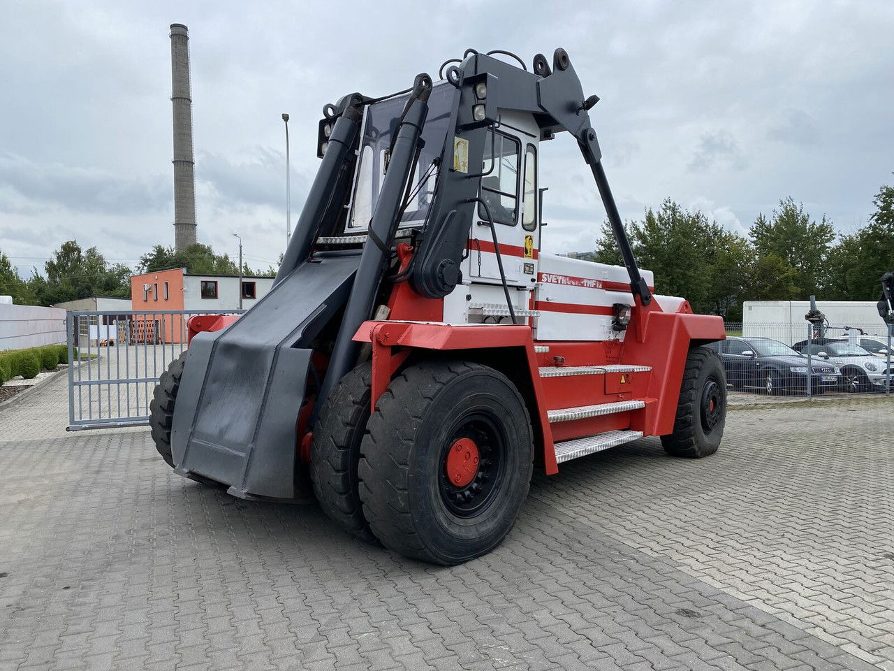 Svetruck TMF 12/9 HB / 1 Owner / Elme Spreader / Wood LOG A RM - Penumpuk jangkauan: gambar 4 Svetruck TMF 12/9 HB / 1 Owner / Elme Spreader / Wood LOG A RM - Penumpuk jangkauan: gambar 4
