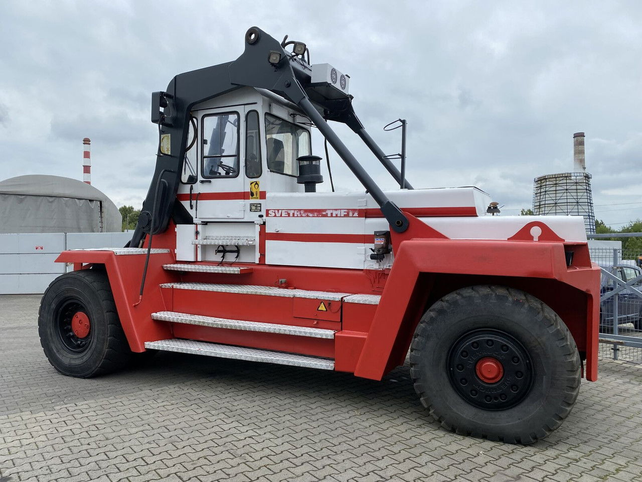 Svetruck TMF 12/9 HB / 1 Owner / Elme Spreader / Wood LOG A RM - Penumpuk jangkauan: gambar 2 Svetruck TMF 12/9 HB / 1 Owner / Elme Spreader / Wood LOG A RM - Penumpuk jangkauan: gambar 2