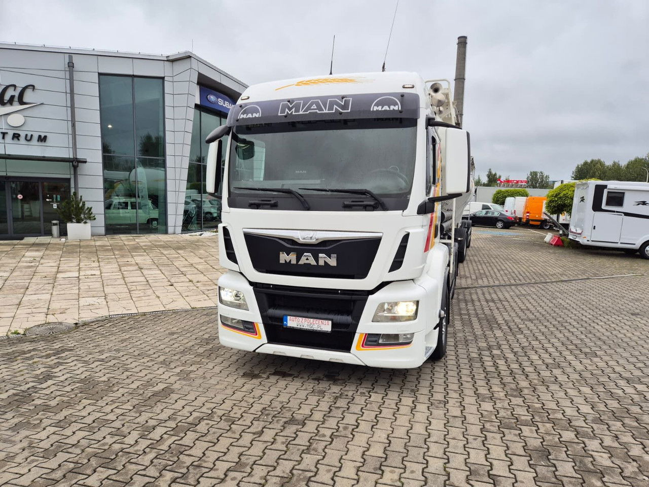 MAN TGS 26.480 Spritzer 2X28m3 / 1 Owner / - Truk: gambar 4 MAN TGS 26.480 Spritzer 2X28m3 / 1 Owner / - Truk: gambar 4
