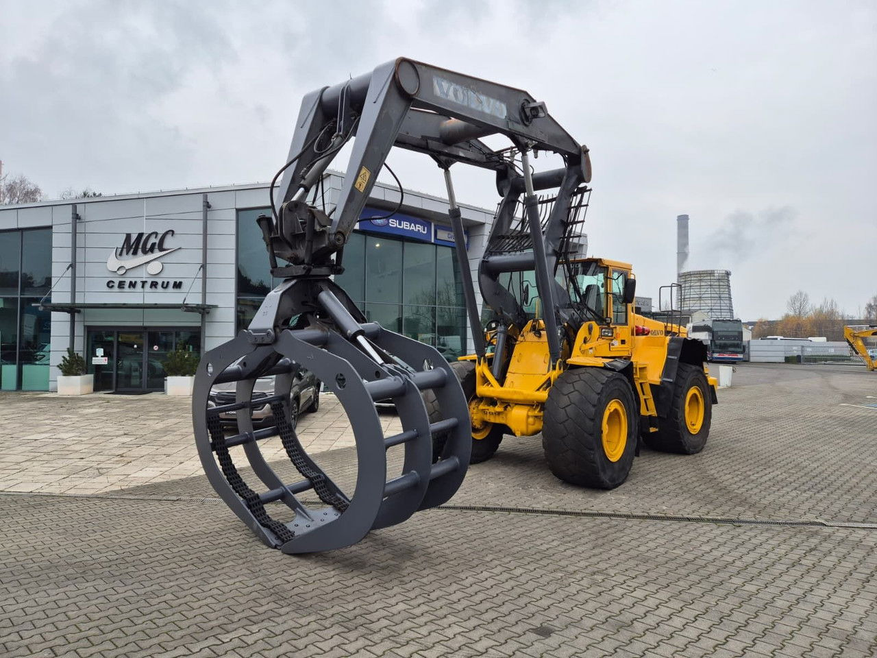 VOLVO L180 E / 4WD / 1 Owner / Wood LOG - Wheel loader: gambar 3 VOLVO L180 E / 4WD / 1 Owner / Wood LOG - Wheel loader: gambar 3