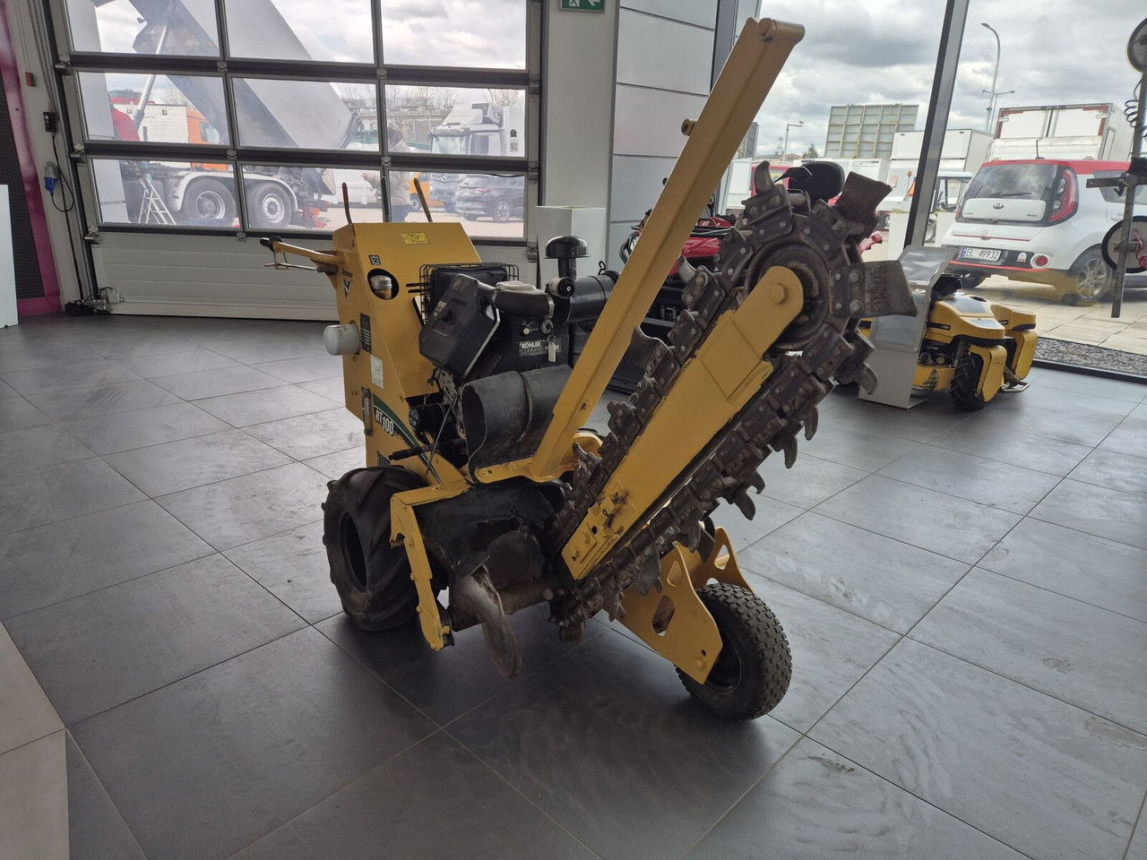 Vermeer RT 100 / Trench SAW / Mini Chain Excavator / IDE AL FOR Cables - Mesin penggali parit: gambar 4 Vermeer RT 100 / Trench SAW / Mini Chain Excavator / IDE AL FOR Cables - Mesin penggali parit: gambar 4