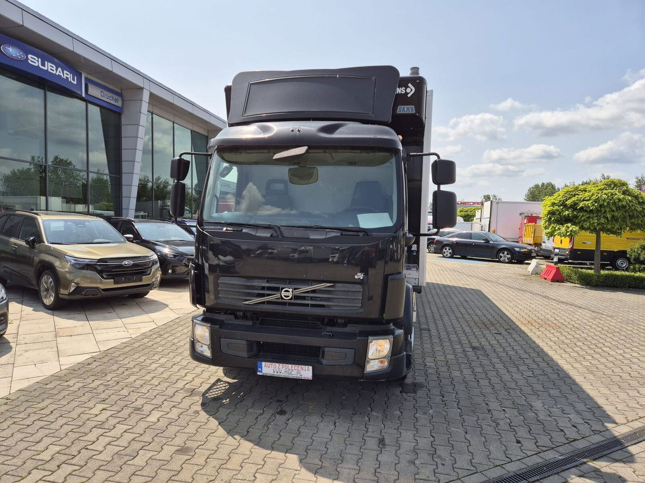 Volvo FL 240 1 Owner / Izotherm / Zepro 1500KG / Euro IV - Truk box: gambar 3 Volvo FL 240 1 Owner / Izotherm / Zepro 1500KG / Euro IV - Truk box: gambar 3