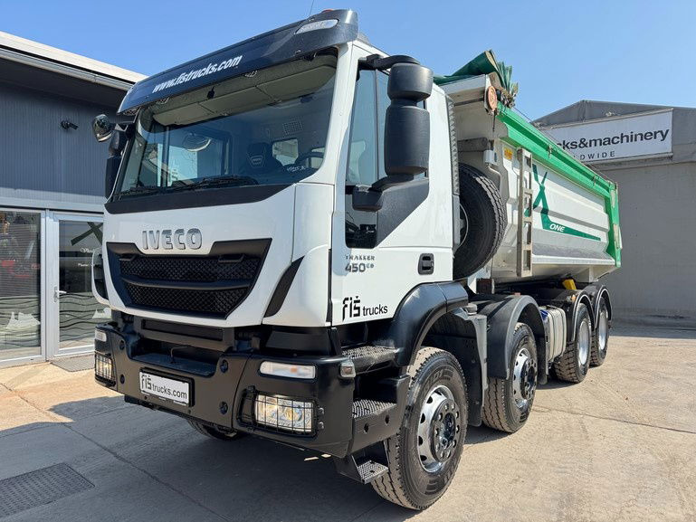 Iveco Trakker AD410T45 8x4 20m3 - hydr. back - 72.000km - Truk jungkit: gambar 1 Iveco Trakker AD410T45 8x4 20m3 - hydr. back - 72.000km - Truk jungkit: gambar 1