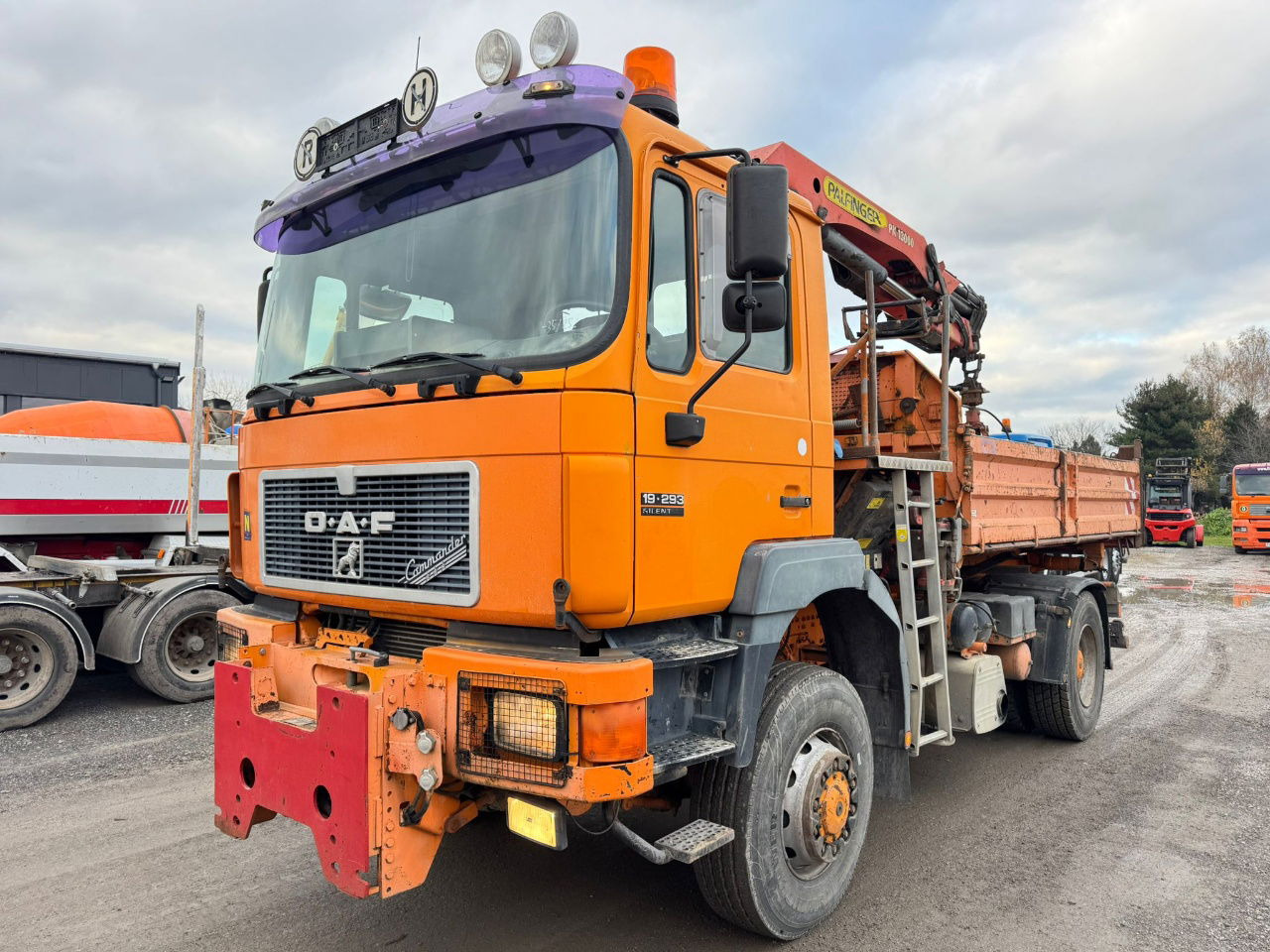 MAN 19.293 4x4 tipper 14.8M - remote control - Truk jungkit: gambar 1 MAN 19.293 4x4 tipper 14.8M - remote control - Truk jungkit: gambar 1