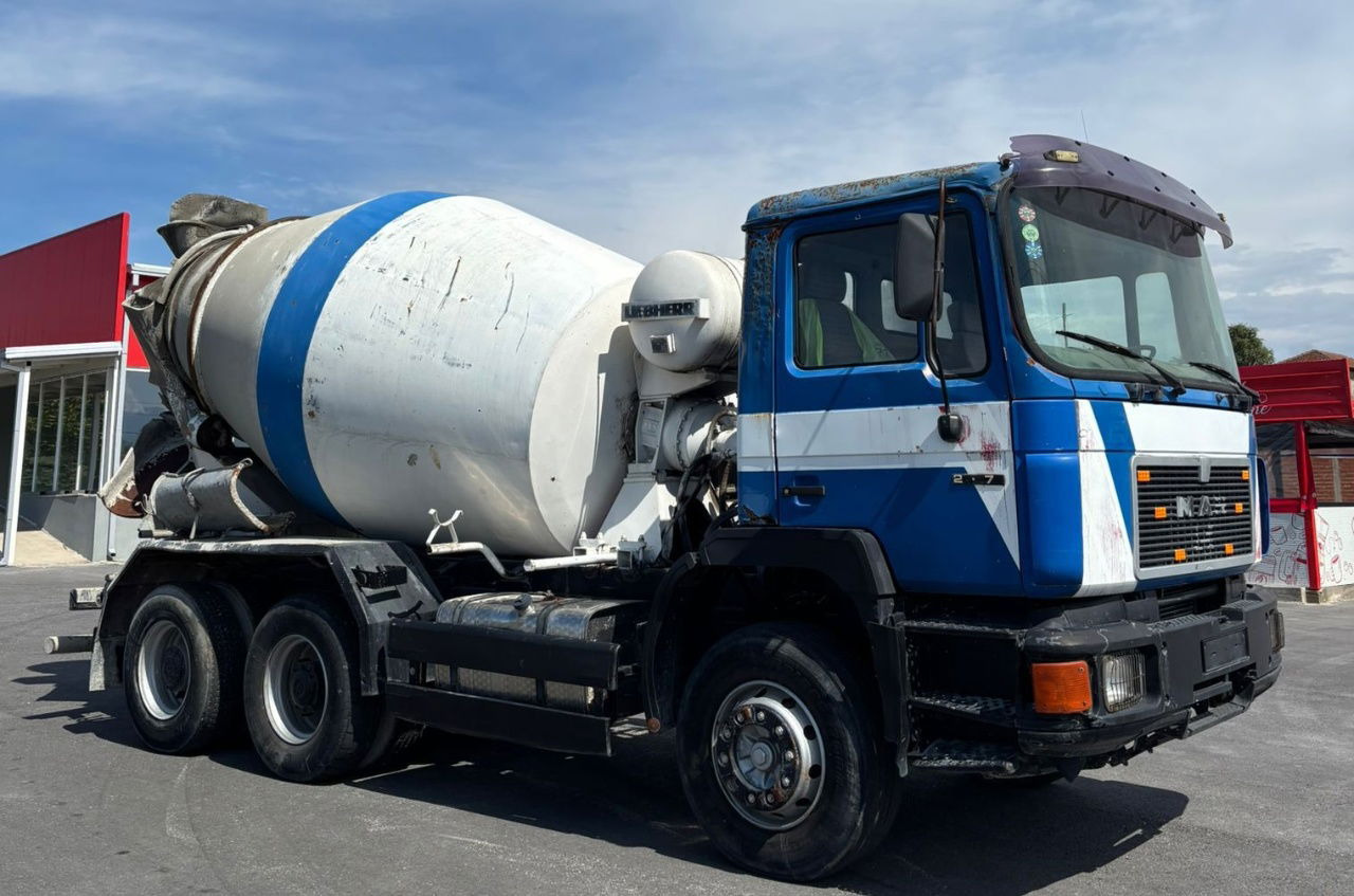 MAN 25.272 6x4 chassis- complete spring - Truk pengaduk beton: gambar 4 MAN 25.272 6x4 chassis- complete spring - Truk pengaduk beton: gambar 4