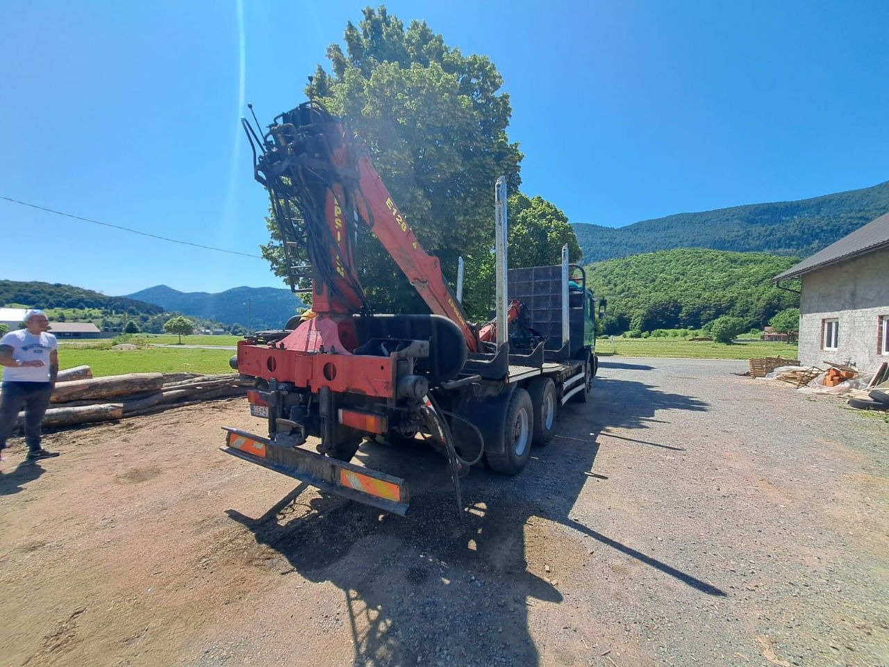 MAN 33.464 6x4 forest truck - Complete Spring - Epsilon E128 + scissors - Truk logging: gambar 4 MAN 33.464 6x4 forest truck - Complete Spring - Epsilon E128 + scissors - Truk logging: gambar 4