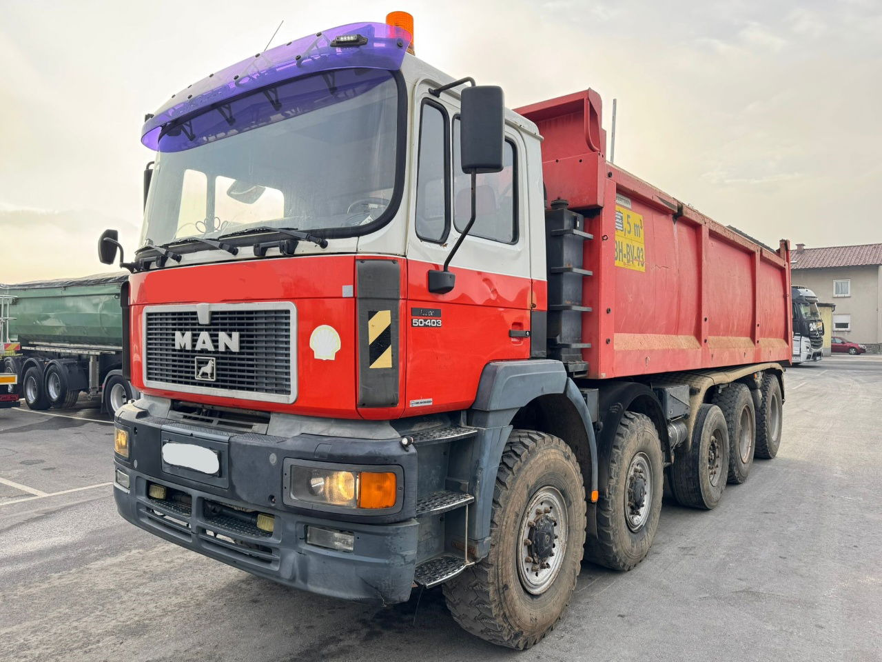 MAN 50.403 10x8 mulda tipper 24.5 m3 - Truk jungkit: gambar 1 MAN 50.403 10x8 mulda tipper 24.5 m3 - Truk jungkit: gambar 1