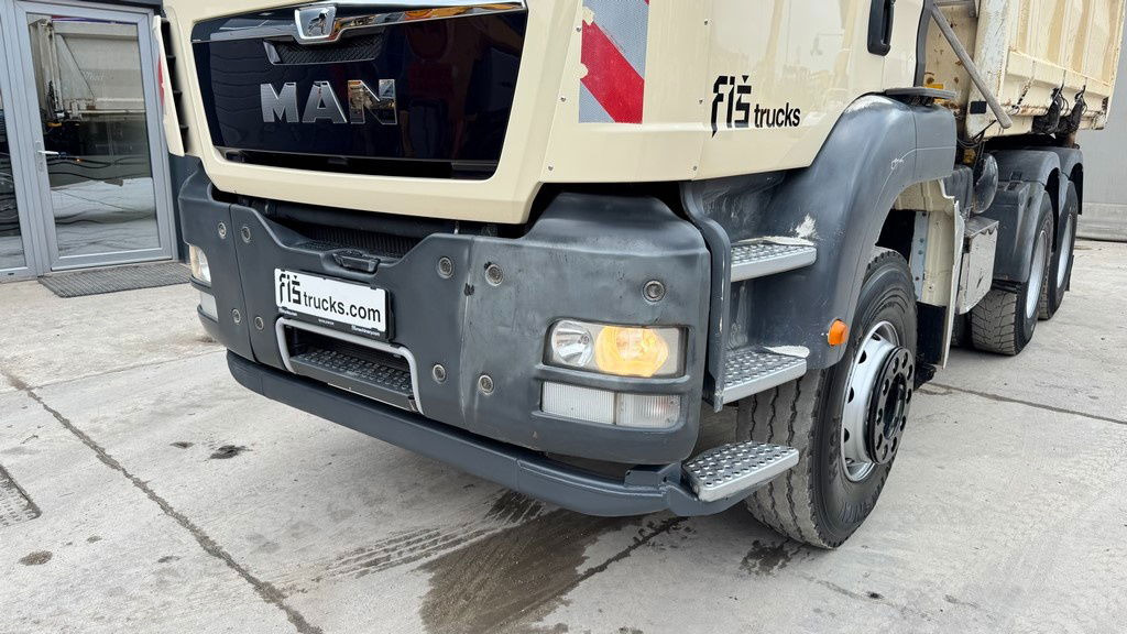 MAN TGS 26.540 6X4 bordmatic meiller tipper - Truk jungkit: gambar 2 MAN TGS 26.540 6X4 bordmatic meiller tipper - Truk jungkit: gambar 2