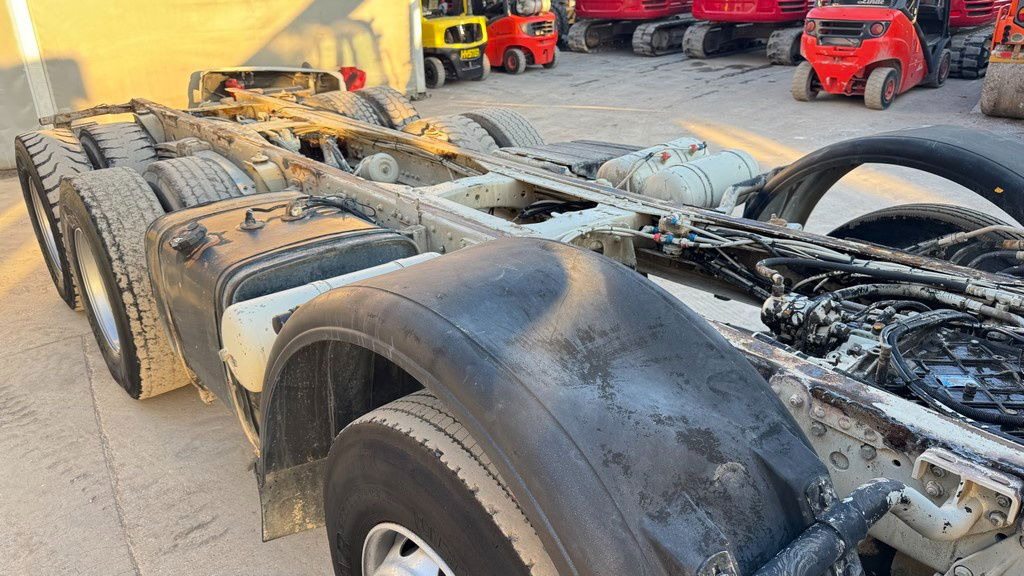 MAN - spring - Truk sasis: gambar 4 MAN - spring - Truk sasis: gambar 4