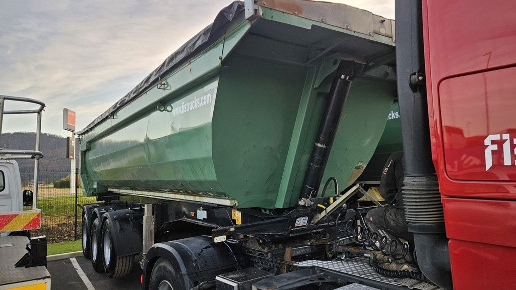 Meiller Kisa 3 - 3-Axle Tipper Trailer - hydr. back - Semi-trailer jungkit: gambar 4 Meiller Kisa 3 - 3-Axle Tipper Trailer - hydr. back - Semi-trailer jungkit: gambar 4