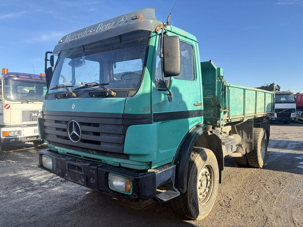 Mercedes-Benz 1928 K 4x2 Meiller tipper - EU truck - diff. lock - Truk jungkit: gambar 1 Mercedes-Benz 1928 K 4x2 Meiller tipper - EU truck - diff. lock - Truk jungkit: gambar 1