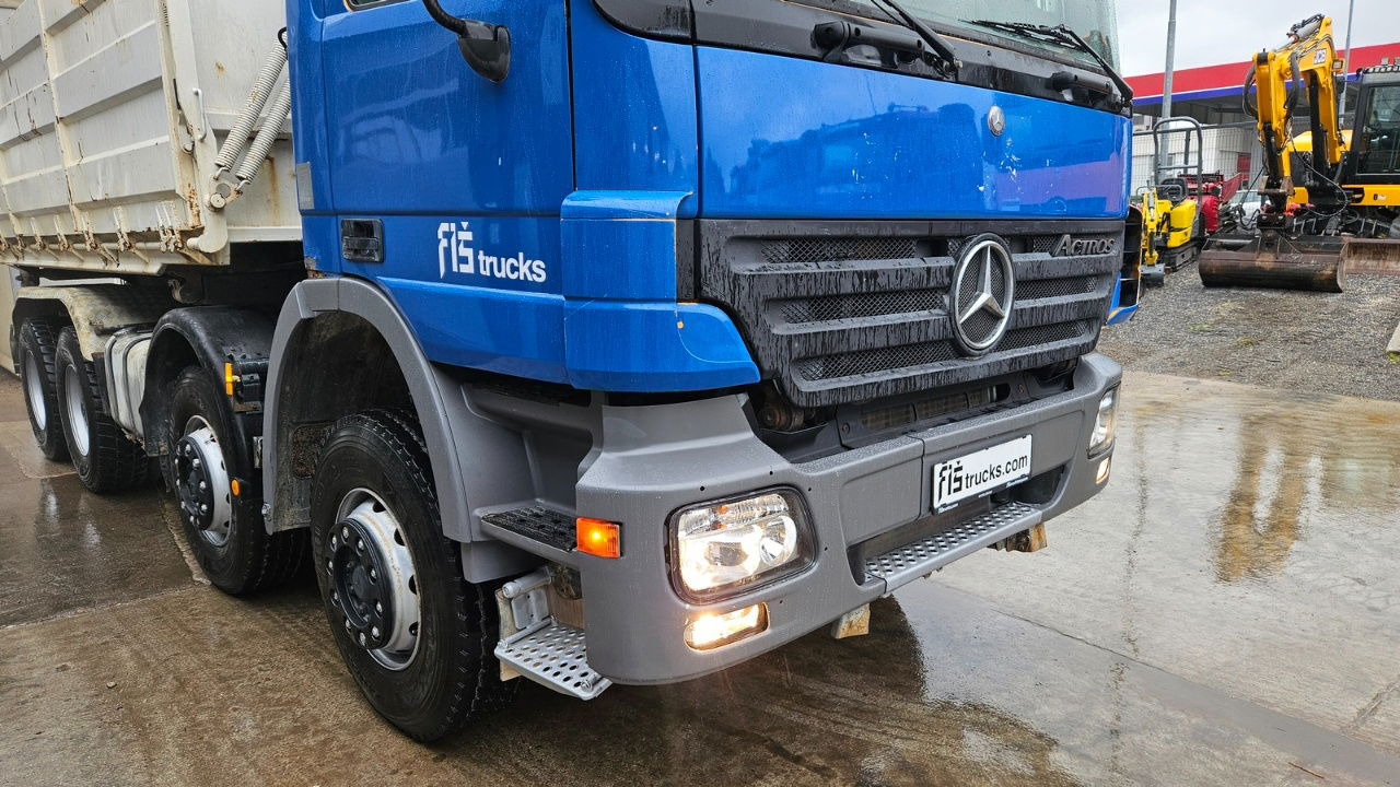 Mercedes-Benz Actros 3241 8x4 3 sided tipper - full spring - Truk jungkit: gambar 2 Mercedes-Benz Actros 3241 8x4 3 sided tipper - full spring - Truk jungkit: gambar 2