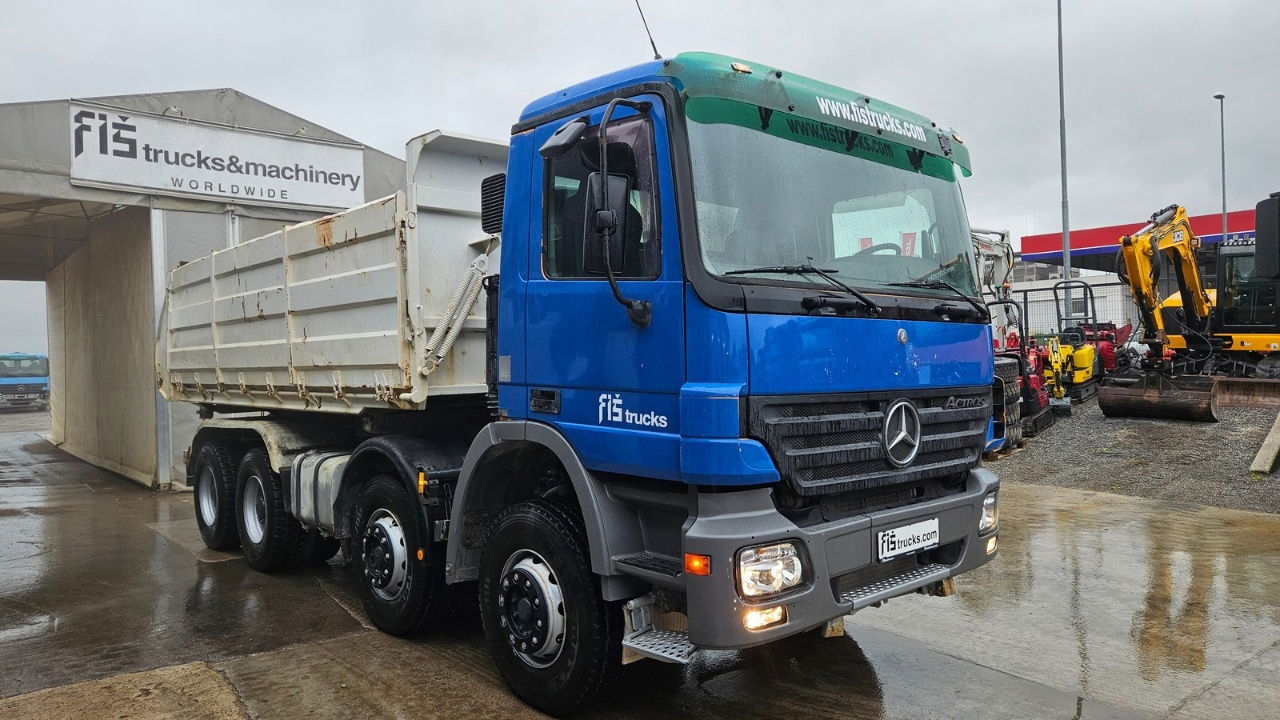Mercedes-Benz Actros 3241 8x4 3 sided tipper - full spring - Truk jungkit: gambar 3 Mercedes-Benz Actros 3241 8x4 3 sided tipper - full spring - Truk jungkit: gambar 3