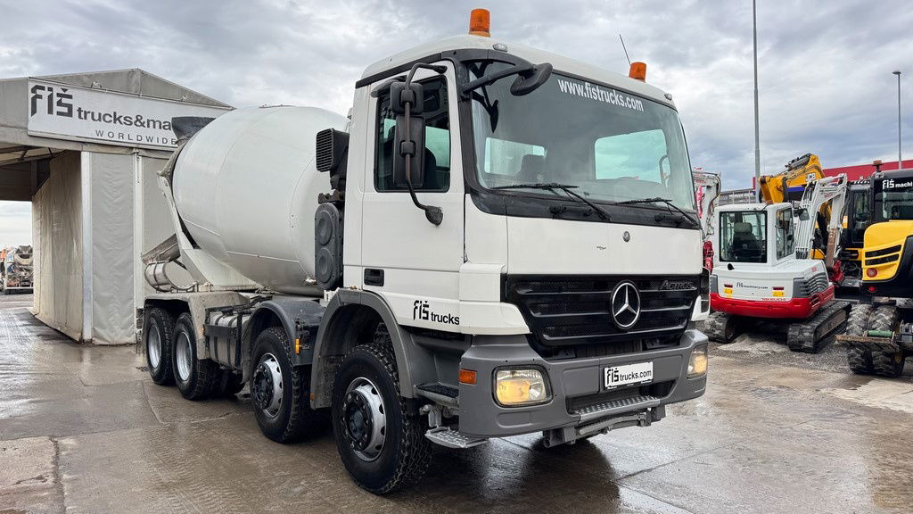 Mercedes-Benz Actros 3536 8x4 stetter schwing mixer 9m3 - Truk pengaduk beton: gambar 3 Mercedes-Benz Actros 3536 8x4 stetter schwing mixer 9m3 - Truk pengaduk beton: gambar 3