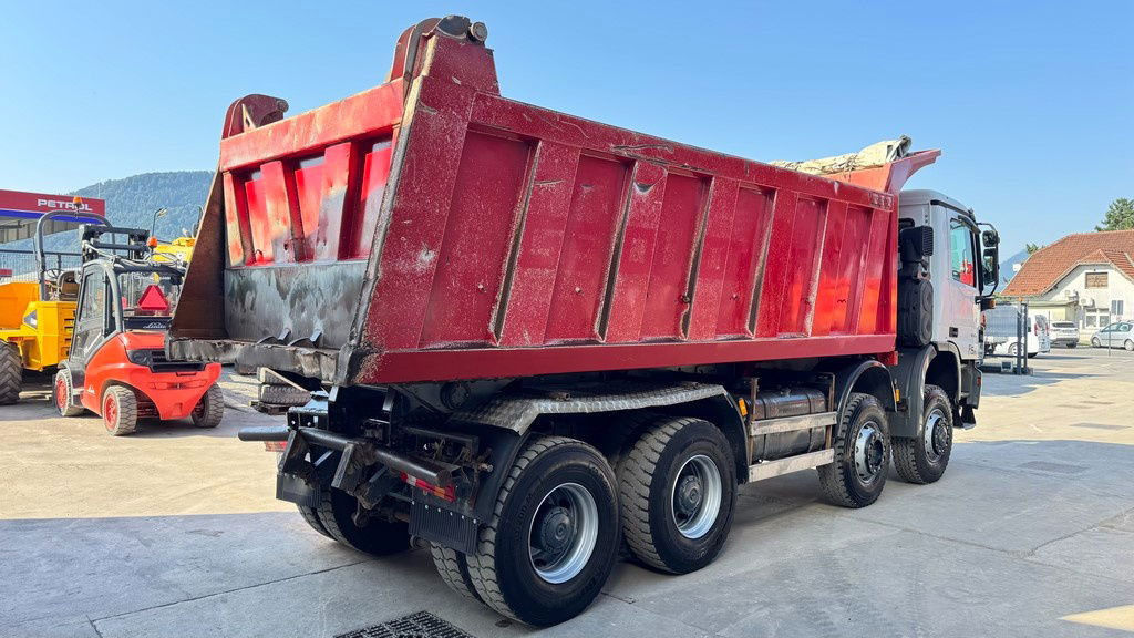 Mercedes-Benz Actros 4141 K 8x6 tipper - 19m3 - Truk jungkit: gambar 4 Mercedes-Benz Actros 4141 K 8x6 tipper - 19m3 - Truk jungkit: gambar 4