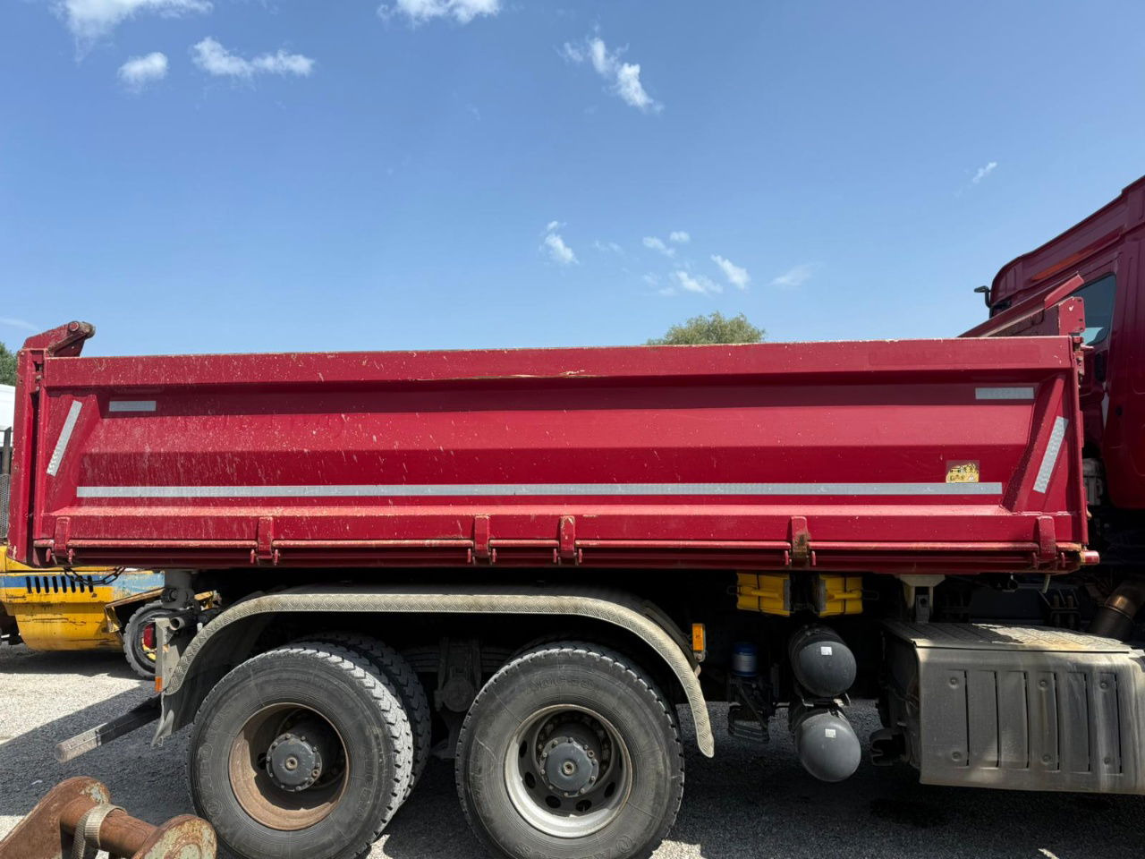 Mercedes-Benz Arocs 2645 K 6X4 bordmatic meiller tipper - Truk jungkit: gambar 4 Mercedes-Benz Arocs 2645 K 6X4 bordmatic meiller tipper - Truk jungkit: gambar 4