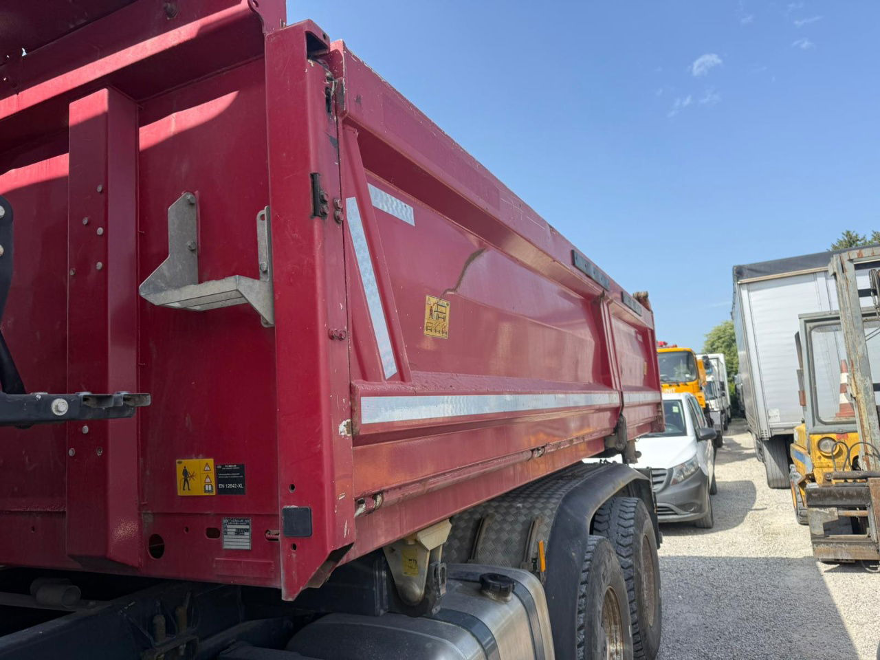 Mercedes-Benz Arocs 2645 K 6X4 bordmatic meiller tipper - Truk jungkit: gambar 2 Mercedes-Benz Arocs 2645 K 6X4 bordmatic meiller tipper - Truk jungkit: gambar 2