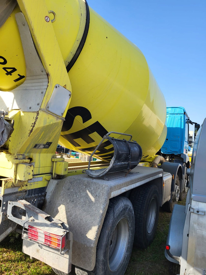 Mercedes-Benz Arocs 3543 8x4 schwing mixer 9m3 - Truk pengaduk beton: gambar 5 Mercedes-Benz Arocs 3543 8x4 schwing mixer 9m3 - Truk pengaduk beton: gambar 5