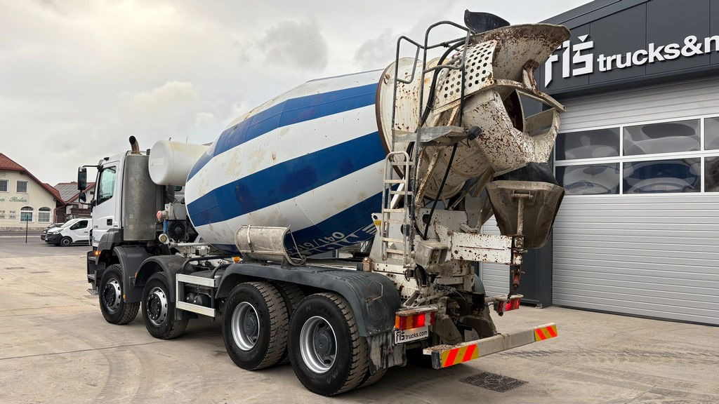 Mercedes-Benz Axor 3243 8x4 mixer cifa - 10m3 - Truk pengaduk beton: gambar 5 Mercedes-Benz Axor 3243 8x4 mixer cifa - 10m3 - Truk pengaduk beton: gambar 5