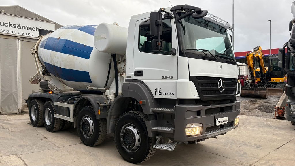 Mercedes-Benz Axor 3243 8x4 mixer cifa - 10m3 - Truk pengaduk beton: gambar 2 Mercedes-Benz Axor 3243 8x4 mixer cifa - 10m3 - Truk pengaduk beton: gambar 2