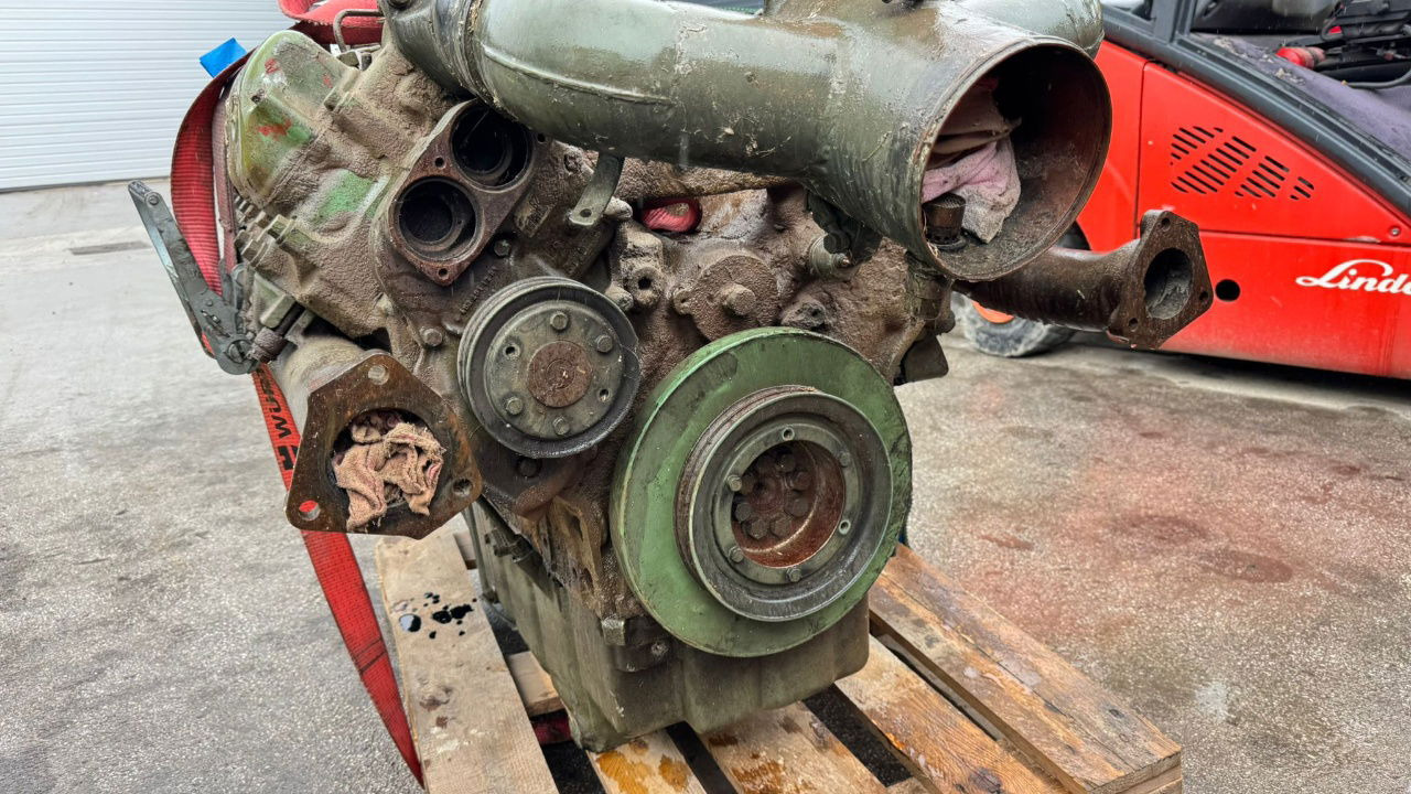 Mercedes-Benz Engine V10 - OM 403.1 - nr.2 - Mesin untuk Truk: gambar 2 Mercedes-Benz Engine V10 - OM 403.1 - nr.2 - Mesin untuk Truk: gambar 2