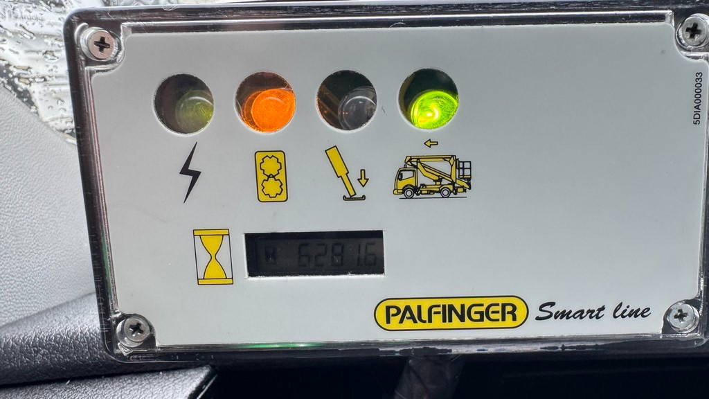 Platform udara yang dipasang di truk Mercedes-Benz Sprinter S 516 CDI - paflinger platform 24m - AC: gambar 22