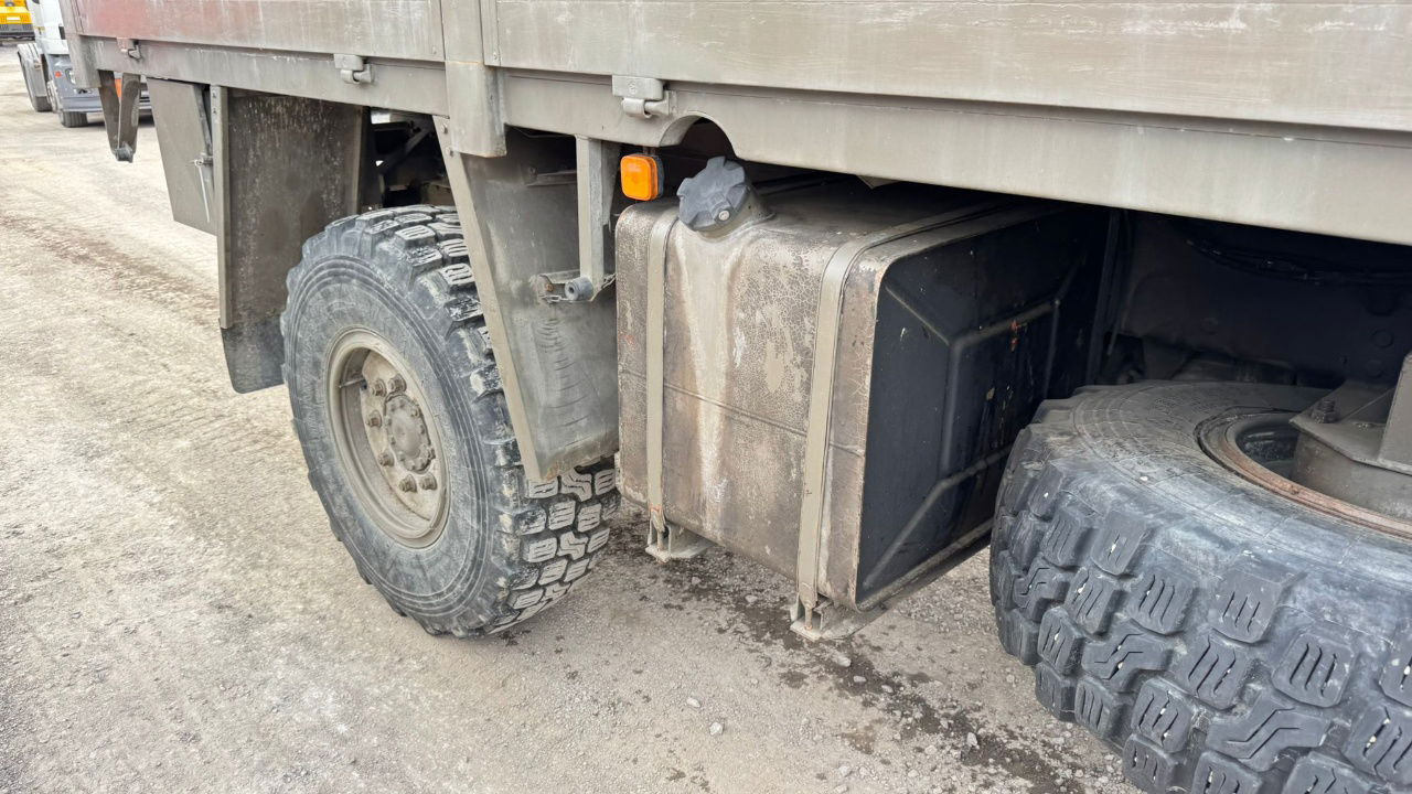 Steyr 12M18 4X4 stake body - truck - Truk dengan terpal samping: gambar 3 Steyr 12M18 4X4 stake body - truck - Truk dengan terpal samping: gambar 3