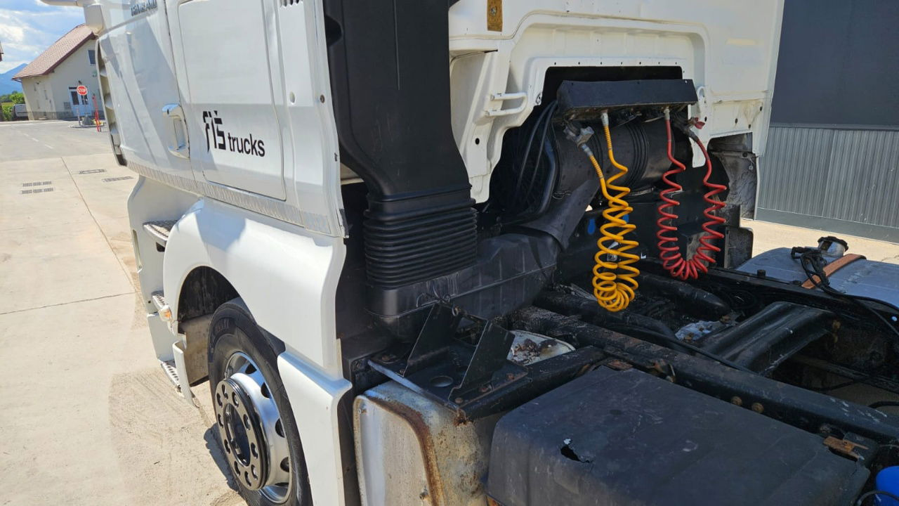 Tractor head MAN TGA 18.413 4X2 tractor unit: gambar 12