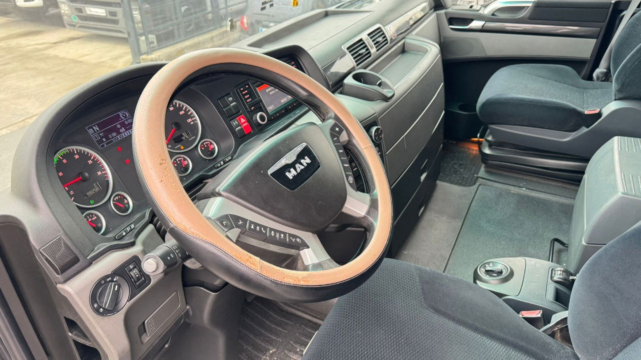 Leasing  MAN TGX 18.560 4X2 tractor unit - retarder MAN TGX 18.560 4X2 tractor unit - retarder: gambar 18