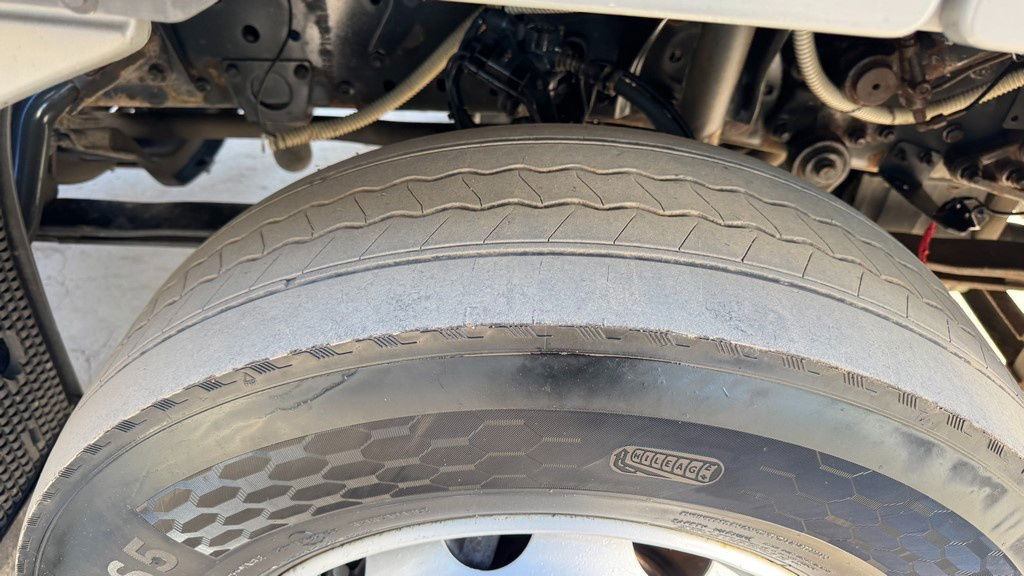 Mercedes-Benz Actros 1841 LS 4x2 tractor unit - Tractor head: gambar 5 Mercedes-Benz Actros 1841 LS 4x2 tractor unit - Tractor head: gambar 5